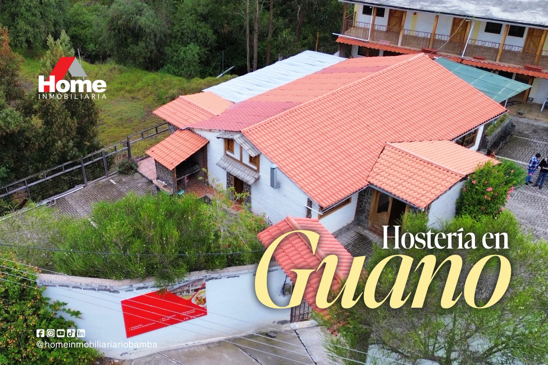Foto de Hostería de diez habitaciones con piscina en Guano
