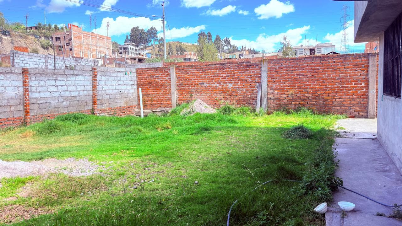 HERMOSA CASA COMERCIA PARA ARRIENDO DE VENTA EN EL SECTOR DE LA POLITECNICA - foto 8