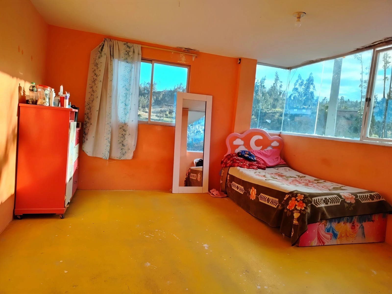 Foto 4 de CASA SECTOR VIA A LOS ELENES BARRIO SAN GREGORIO SECTRO HOSTAL LOS ELENES