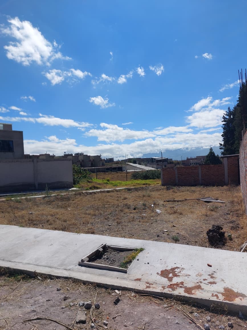 Foto de Terreno en venta en el sector La Politecnica